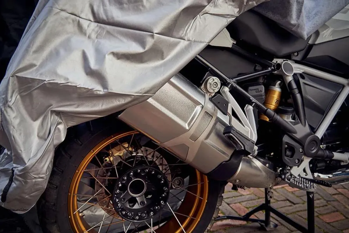 Clearance ALFA outdoor motorhoes - L + venster Autohoezen