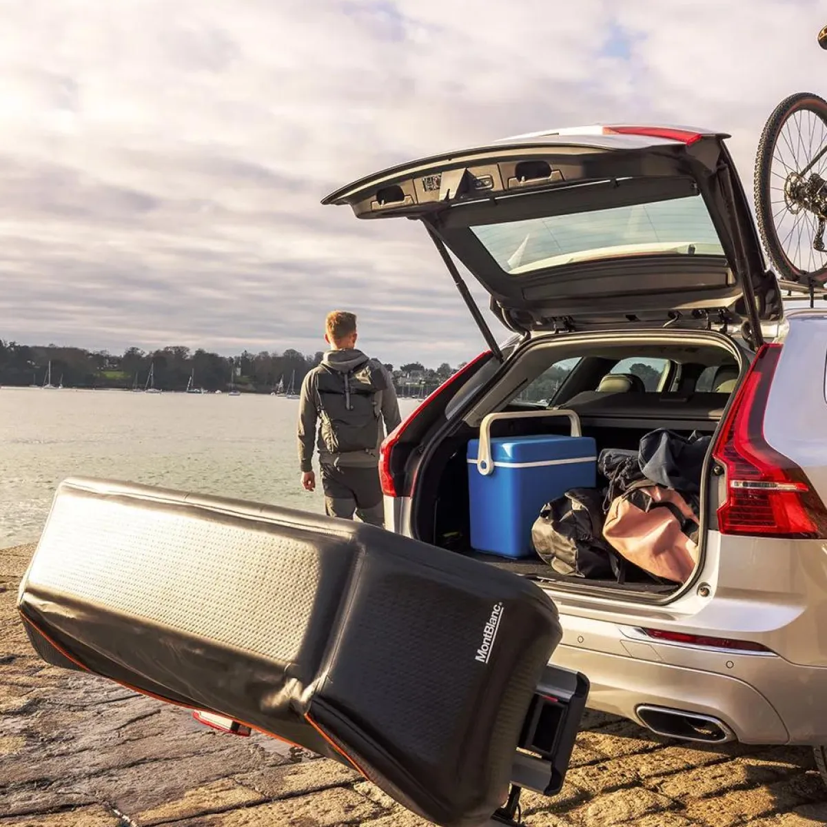 Clearance Senja trekhaakkoffer 300 liter+Sarek fietsendrager Trekhaakkoffers
