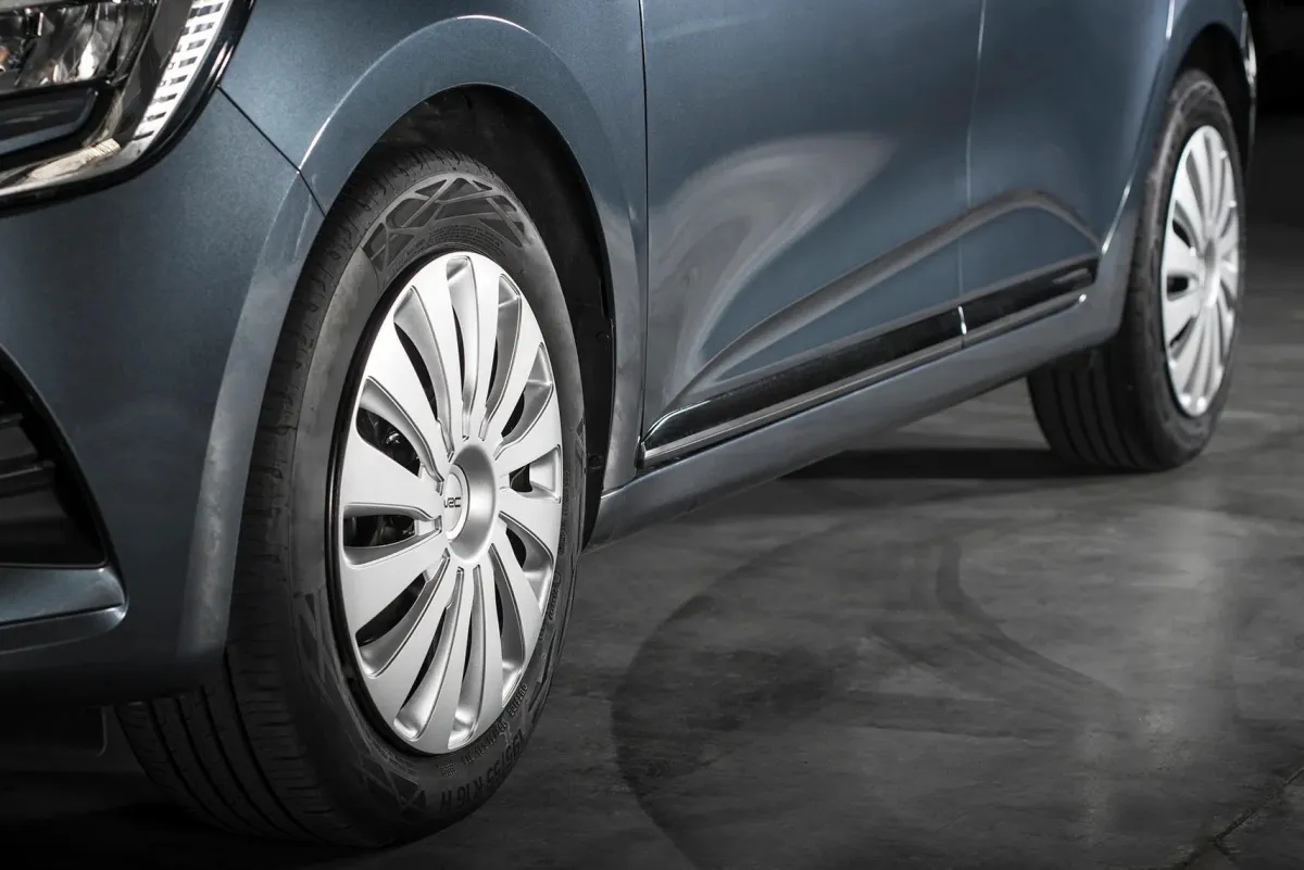 Discount Wieldoppen Sepang 15" - zilver 4 stuks Autobanden & Accessoires